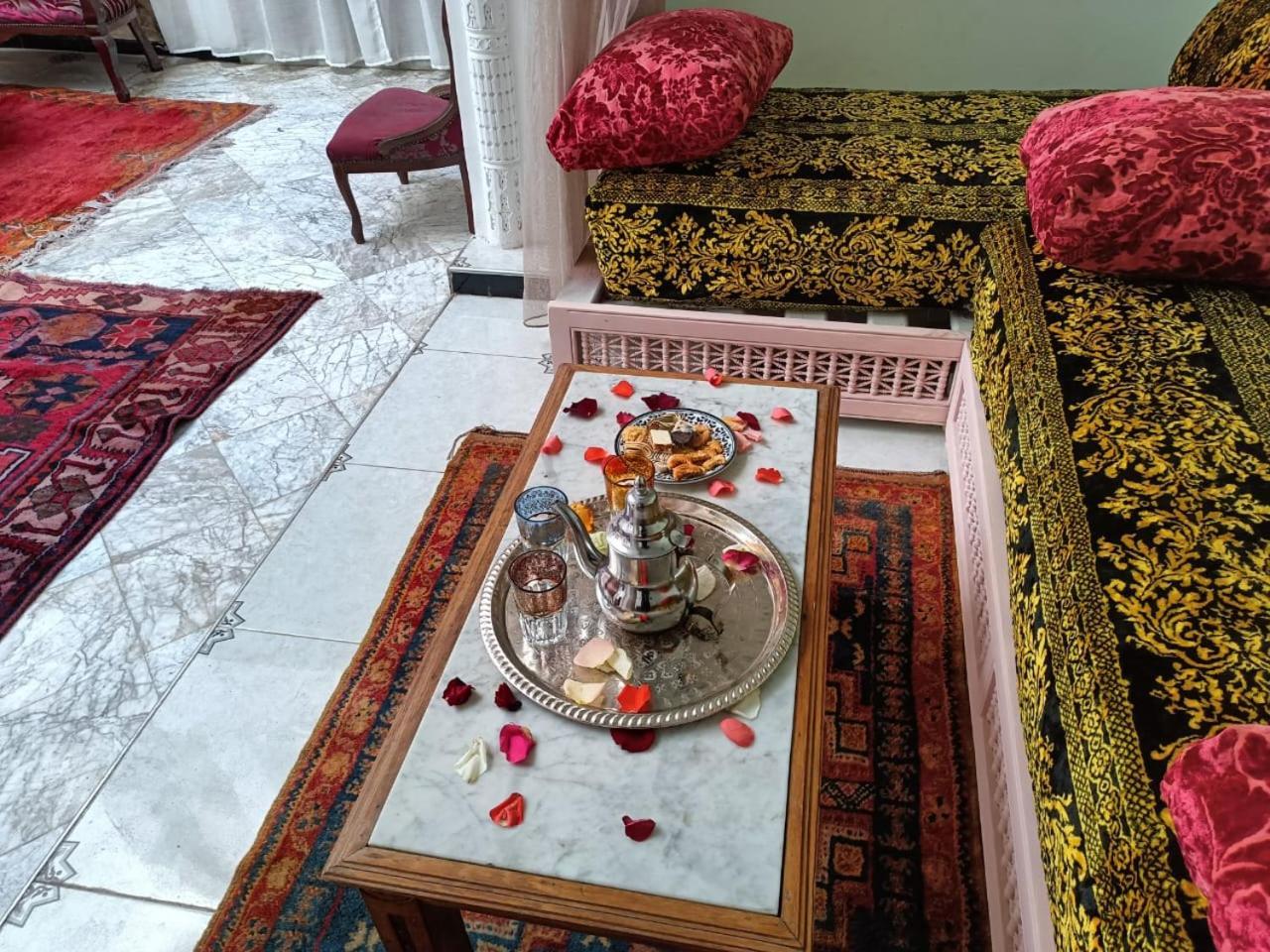 Dar Le Monde Guest house *